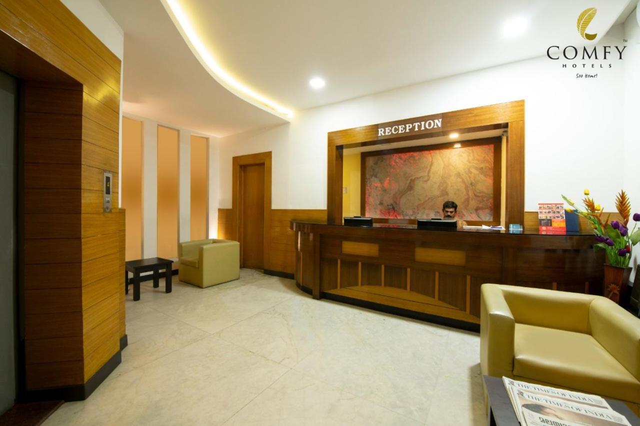 Comfy Luxury Hotel บังกาลอร์ ภายนอก รูปภาพ
