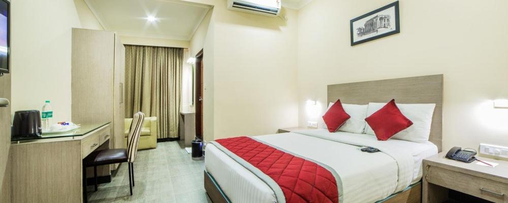 Comfy Luxury Hotel บังกาลอร์ ภายนอก รูปภาพ